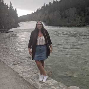 Meet your Posher, Emma